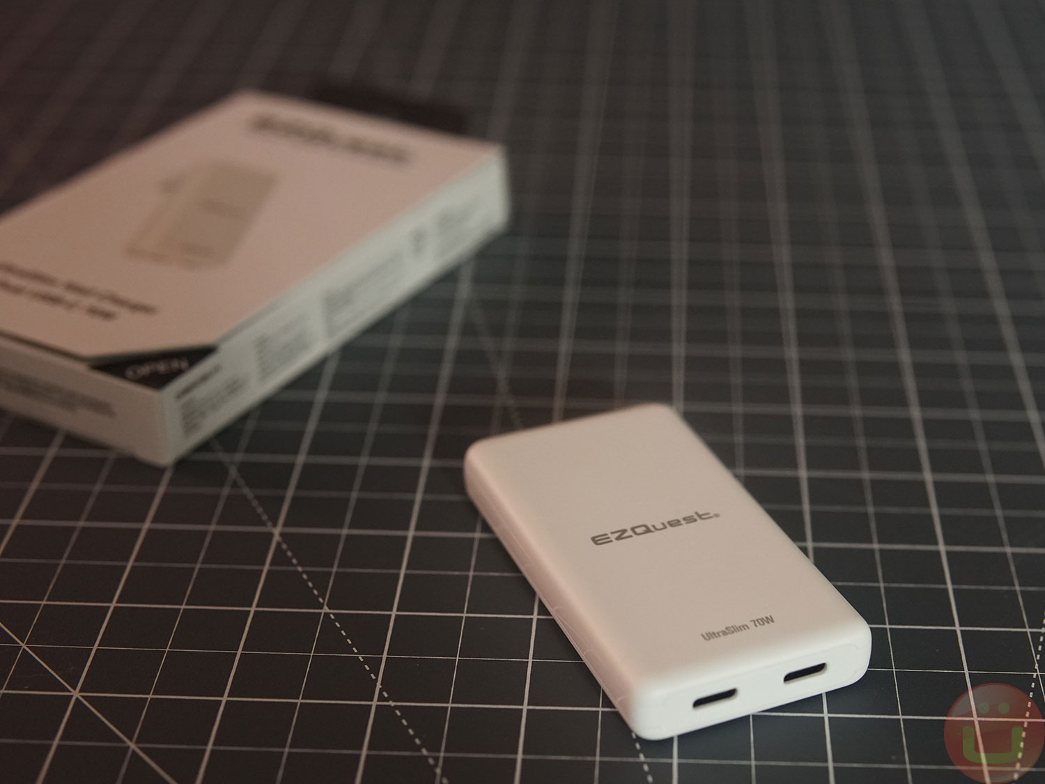 ezquest ultraslim 70w wall charger review