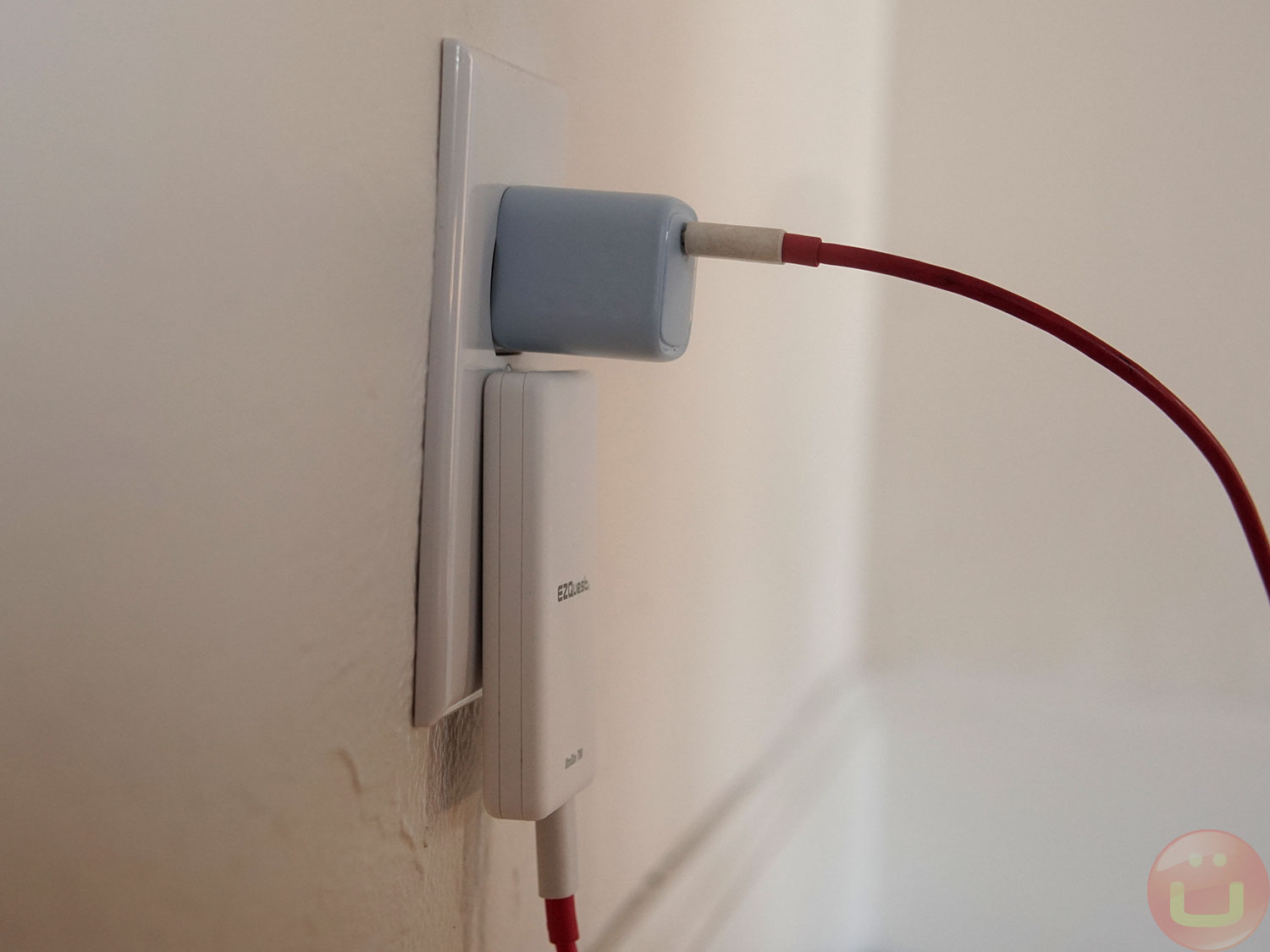 ezquest ultraslim 70w wall charger review